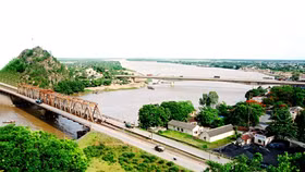 Thủ tướng yêu cầu làm rõ vụ bán 'đất vàng' với giá 'bèo'