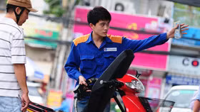 Hai bộ cảnh báo cẩn trọng nếu nâng thuế môi trường với xăng dầu