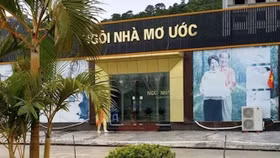 Điểm bán hàng chuyên phục vụ khách Trung Quốc bị phạt 500 triệu đồng