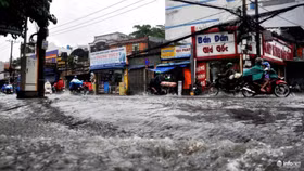 TP.HCM: “Siêu robot” chống ngập chuẩn bị ra mắt