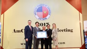 Dow Việt Nam được AmCham trao tặng Giải thưởng đóng góp vì cộng đồng