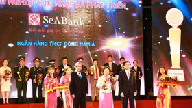 SeABank được vinh danh giải thưởng “Doanh nghiệp hội nhập và phát triển 2016”