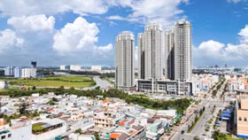 Lo "bội thực" văn phòng cho thuê