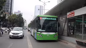 Buýt nhanh BRT đội giá - Kỳ 1: Một quyết tâm lãng mạn