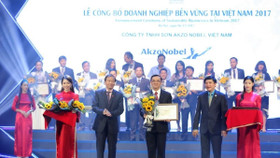 AkzoNobel Việt Nam lọt top 100 DN phát triển bền vững Việt Nam 2017