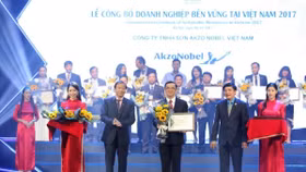 AkzoNobel Việt Nam lọt top 100 DN phát triển bền vững Việt Nam 2017