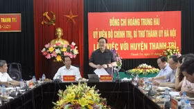 Hàng loạt huyện, thị của Hà Nội muốn “lên đời”