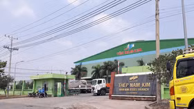 Bình Dương: Nổ nhà máy tôn, công nhân bỏng nặng