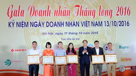 Đêm tôn vinh Doanh nhân Thăng Long