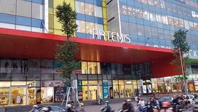 Trung tâm thương mại Artemis thu hút giới trẻ Hà Nội