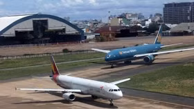 Những khuất tất quanh dự án "máy đuổi chim sân bay"