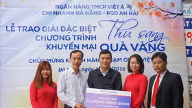 VietABank trao giải đặc biệt 3 cây vàng cho khách hàng