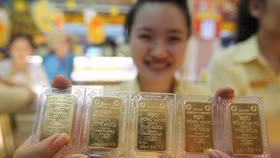 Giá vàng trong nước và thế giới đều ghi nhận đà tăng mạnh