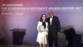 Phó Chủ tịch Seabank nhận giải thưởng "Nhà lãnh đạo ngân hàng trẻ triển vọng Việt Nam"