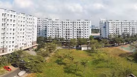 Thị trường bất động sản TP.HCM tiếp tục "lệch pha" cung - cầu, nguồn cung mới giảm kỷ lục