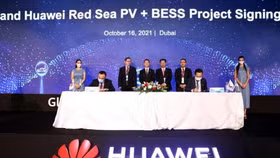 Huawei giành được hợp đồng cho Dự án lưu trữ năng lượng lớn nhất thế giới