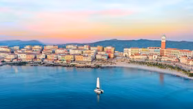 Điều gì biến Nam Phú Quốc thành “thỏi nam châm” mới của thời trang?