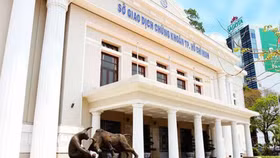 HOSE công bố Top 10 công ty môi giới quý 2 và bán niên 2022