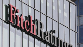 Fitch Ratings xem xét hạ xếp hạng của Mỹ vì rủi ro vỡ nợ