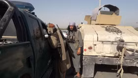 Chiến sự Afghanistan: Taliban thắng lớn, chiếm tỉnh Kunduz, thu vô số vũ khí, có cả trực thăng tấn công Mi-35