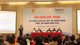 Bộ Tài chính đối thoại gỡ vướng về thuế, hải quan cho doanh nghiệp