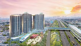 CT Group "bung lụa", tặng kim cương cho khách hàng nhân kỷ niệm 30 năm ngày thành lập