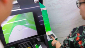 Vietcombank cho phép sử dụng CCCD để rút tiền tại 2 máy ATM