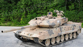 Xe tăng Đức Leopard 2A7 được trang bị hệ thống APS Trophy của Israel