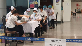 Tối 19/8: Thêm 10.639 ca mắc COVID-19