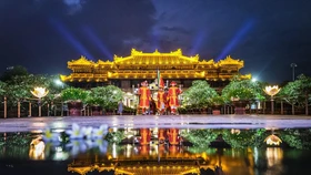 Thừa Thiên Huế tạm dừng khai trương Phố đêm Hoàng Thành Huế