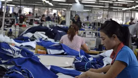 Gói hỗ trợ người dân trong thời dịch COVID-19: Không dàn trải