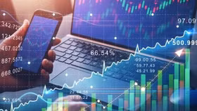 Thủ tướng chỉ đạo các biện pháp ổn định thị trường chứng khoán, trái phiếu doanh nghiệp