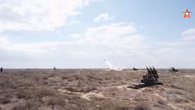 Video: S-400 và Pantsir-S thục luyện chiến đấu đối kháng trong cuộc diễn tập "Caucasus-2020"