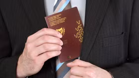 Những "tên tuổi" đã mua "Hộ chiếu vàng" của đảo Síp