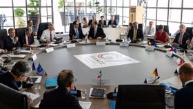 Các bộ trưởng tài chính G7 lo ngại về kế hoạch tiền điện tử của Facebook