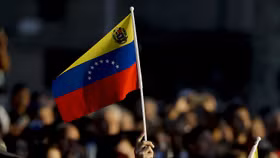 Nga có thể sẽ cử thêm chuyên gia quân sự tới Venezuela