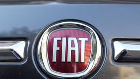 Fiat Chrysler rút lại đề xuất sát nhập với Renault S.A