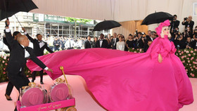 Toàn cảnh thảm đỏ MET GALA 2019: Notes on "Camp" ấn tượng và khác lạ