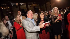 Công ty "nhà người ta”, chi 10 triệu USD thưởng "tết" cho nhân viên