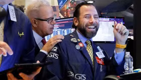 Thị trường chứng khoán toàn cầu tăng 17 nghìn tỷ USD trong năm 2019