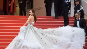 Các ngôi sao châu Á "toả sắc" trên thảm đỏ LHP Cannes 2019