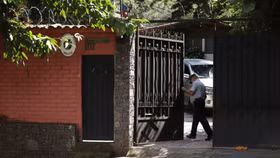 Venezuela và El Salvador trả đũa ngoại giao lẫn nhau