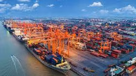 Việt Nam xuất siêu 1,1 tỷ USD trong tháng 10