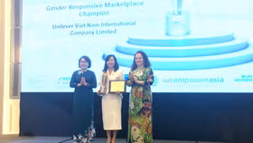 10 doanh nghiệp nhận giải “Thực hiện nguyên tắc trao quyền cho phụ nữ” 2021 tại Việt Nam