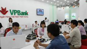 Vì sao lợi nhuận hợp nhất của VPBank đột ngột thấp hơn hẳn so với số liệu riêng ngân hàng mẹ?