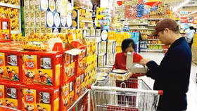 Hà Nội: Bảo đảm cân đối cung - cầu, bình ổn thị trường dịp cuối năm