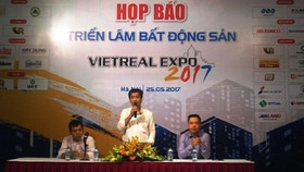 Hàng loạt ông lớn "khoe hàng" tại Triển lãm BĐS Việt Nam 2017