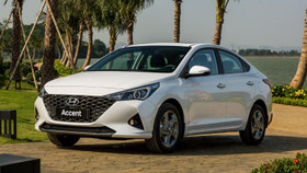 Toyota Vios tăng tốc bám đuổi Hyundai Accent trong phân khúc sedan hạng B