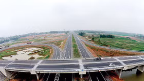 30 nhà thầu trong nước đã mua hồ sơ đấu thầu Dự án cao tốc Bắc – Nam nhánh Đông