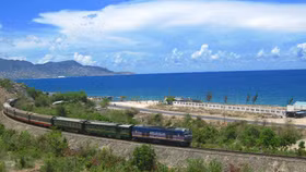 Khẩn trương hoàn thiện báo cáo dự án đường sắt cao tốc Bắc - Nam